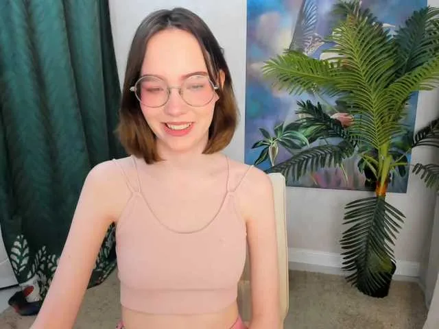 Live sex webcam photo for GentleFlow #277900846