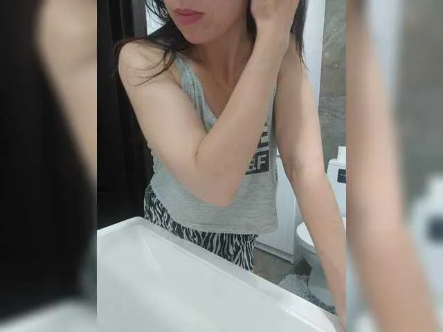 Live sex webcam photo for GentleSweet #291295075