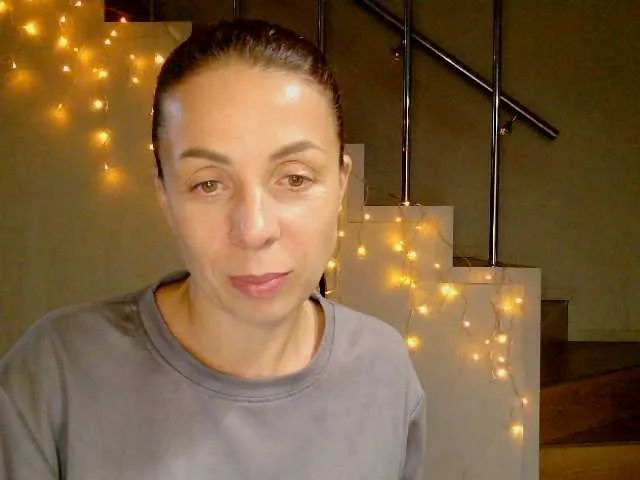 Live sex webcam photo for GentleSweet #291641688