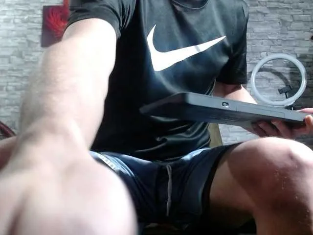 Live sex webcam photo for GeorgeLehman1 #291237961