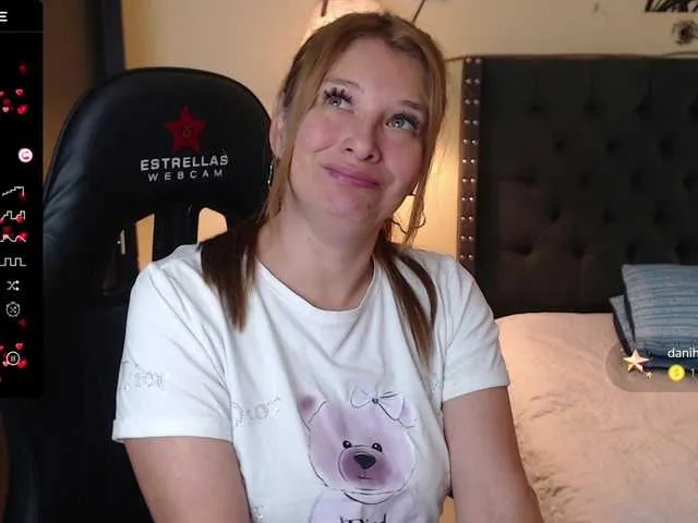 Live sex webcam photo for Geovanafranco #277046312
