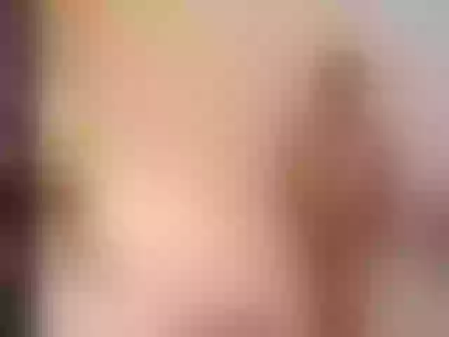 Live sex webcam photo for Geovanafranco #277844751