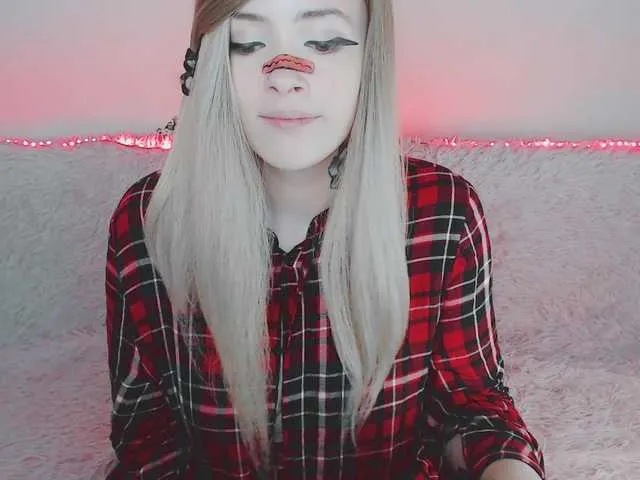 Live sex webcam photo for GeraBrown #275476741