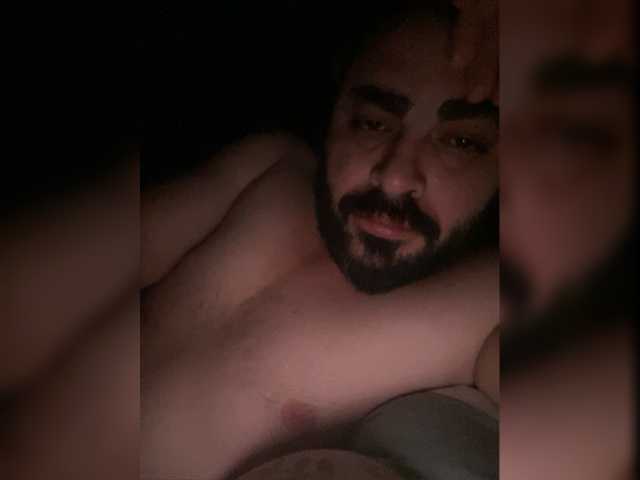 Live sex webcam photo for Gerze5734 #277037362