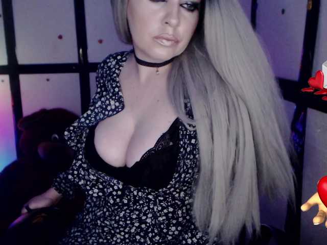 Live sex webcam photo for GeteraX #290965276