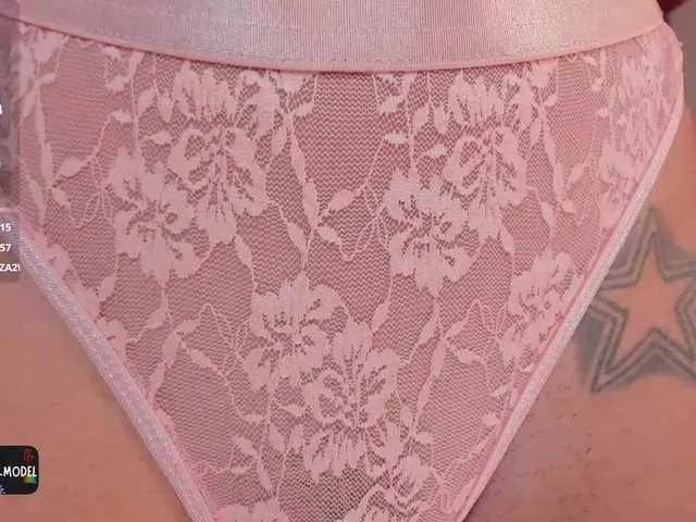 Live sex webcam photo for GiaFerrara #290747373