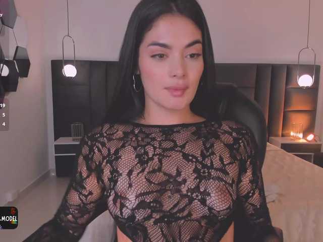 Live sex webcam photo for GiaFerrara #291834539