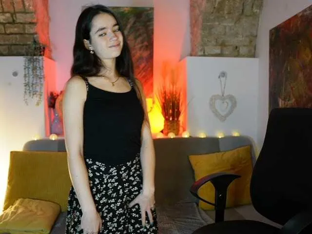 Live sex webcam photo for GiaPaige18 #290280296