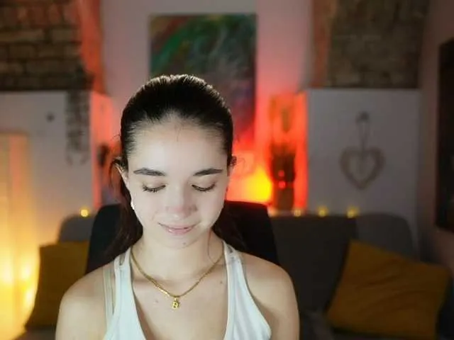 Live sex webcam photo for GiaPaige18 #290414931