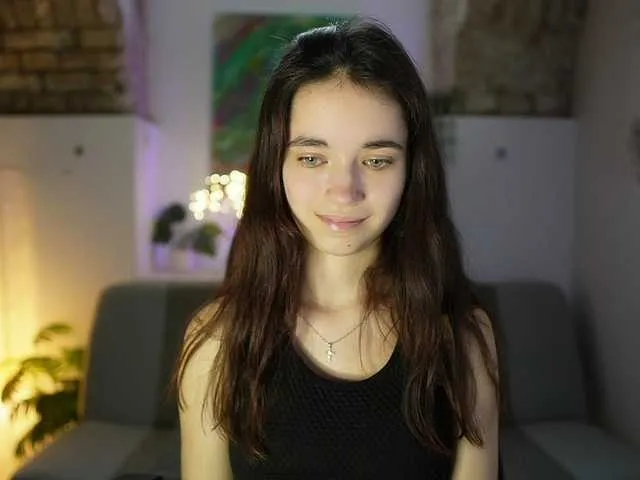 Live sex webcam photo for GiaPaige18 #290914925