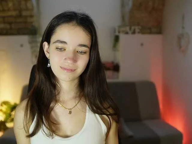 Live sex webcam photo for GiaPaige18 #291057592