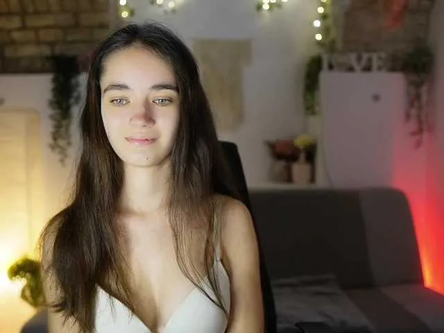 Live sex webcam photo for GiaPaige18 #291700532