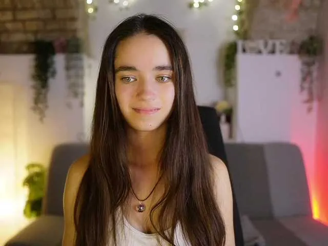 Live sex webcam photo for GiaPaige18 #291735065