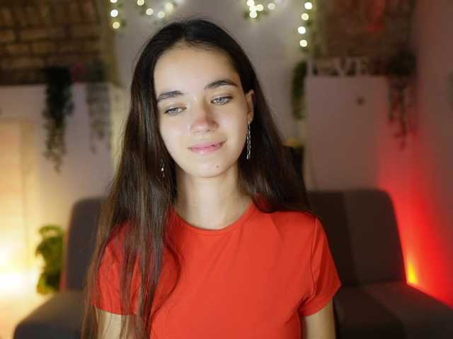 Live sex webcam photo for GiaPaige18 #291766022