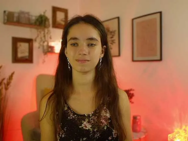 Live sex webcam photo for GiaPaige18 #291837951