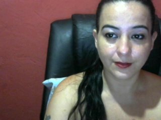 Live sex webcam photo for Giadasexy #129864848