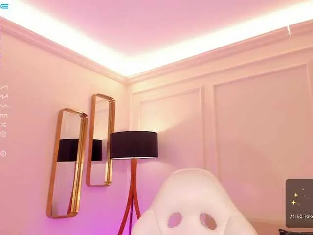Live sex webcam photo for GianaWatson #274526771