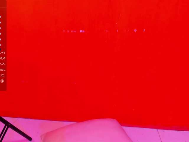 Live sex webcam photo for Gigi-Rasi #276170928