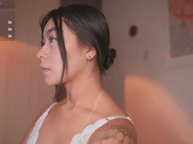 Live sex webcam photo for GigiLee #291645457