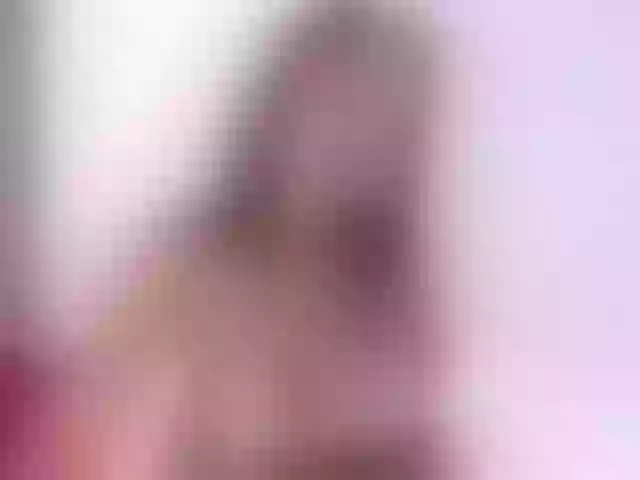 Live sex webcam photo for GigiThunderfo #272945115