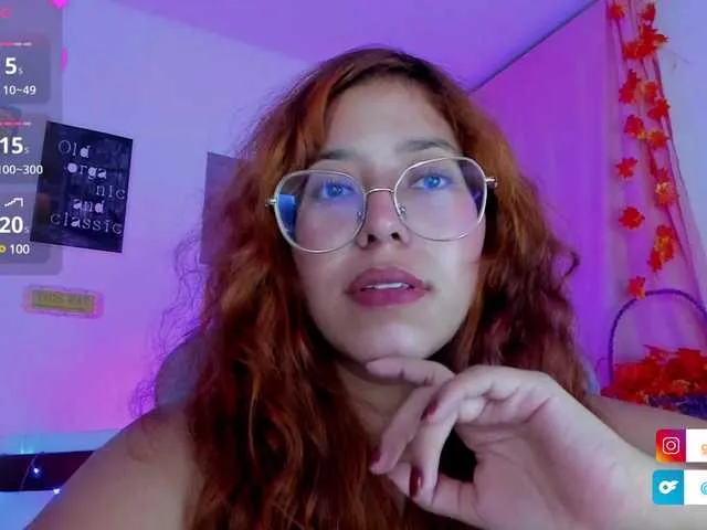 Live sex webcam photo for Gigimoon #290988184