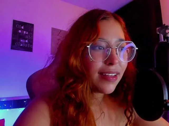 Live sex webcam photo for Gigimoon #291344314