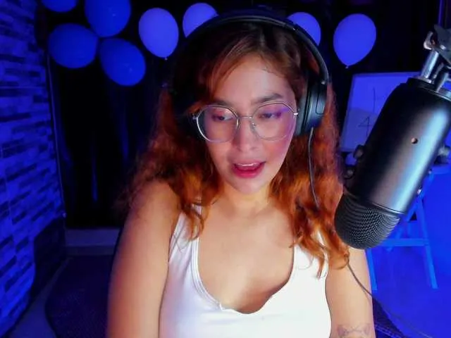 Live sex webcam photo for Gigimoon #291409400