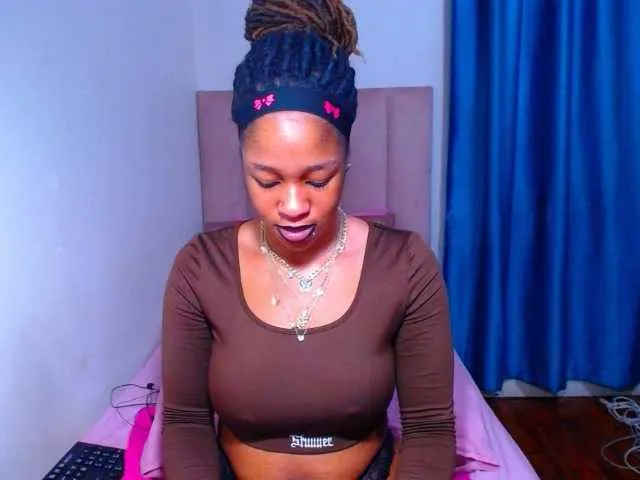 Live sex webcam photo for Gigispicy #278171008