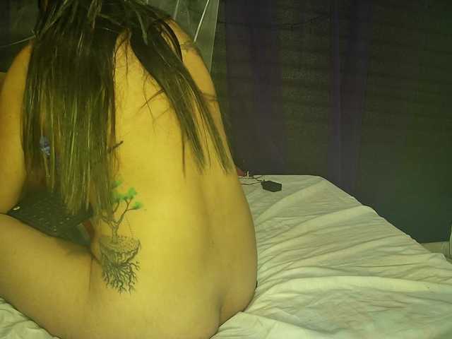 Live sex webcam photo for Giin-IMP #277748738