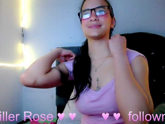 Live sex webcam photo for GillerRose #272143311