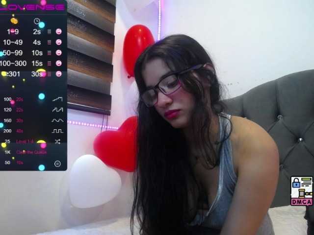 Live sex webcam photo for GillerRose #272333319