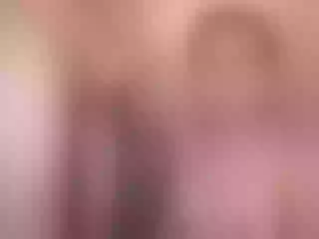 Live sex webcam photo for Gina-1-1 #289656543