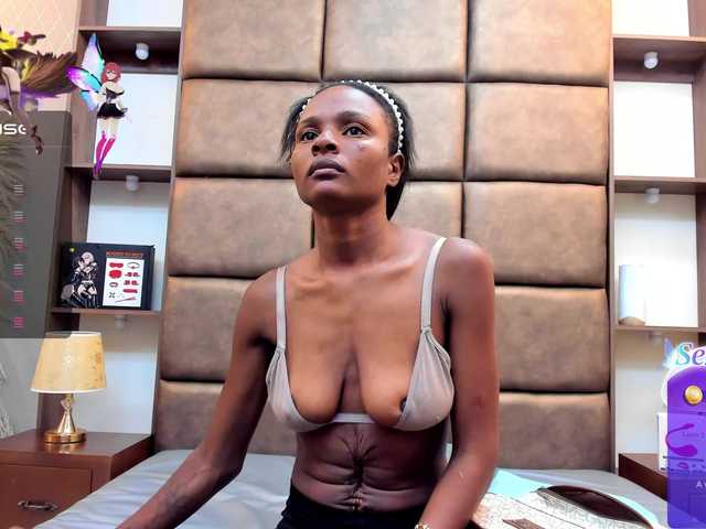 Live sex webcam photo for GinaBrown #276641371