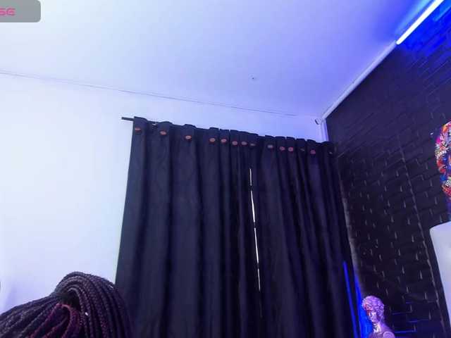 Live sex webcam photo for GinaBrown #277160145