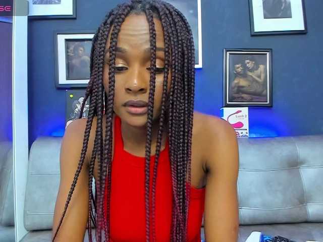 Live sex webcam photo for GinaBrown #277264307