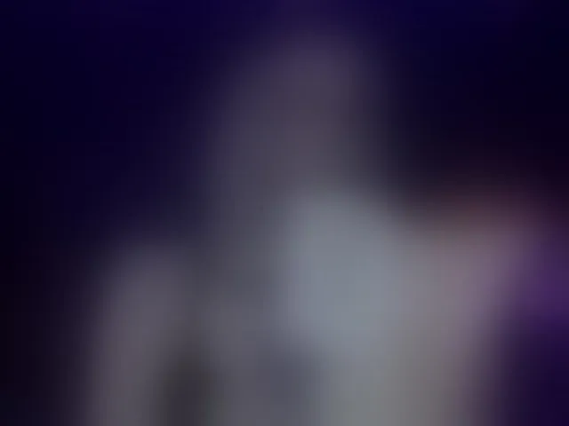 Live sex webcam photo for GinaGinaLove #293362425
