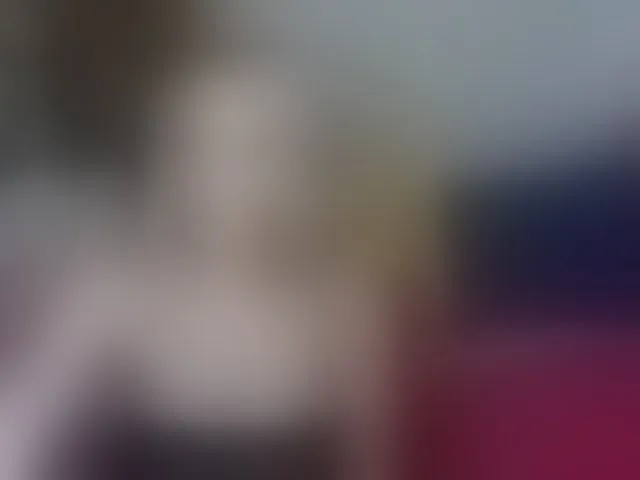 Live sex webcam photo for GinaGinaLove #294034839