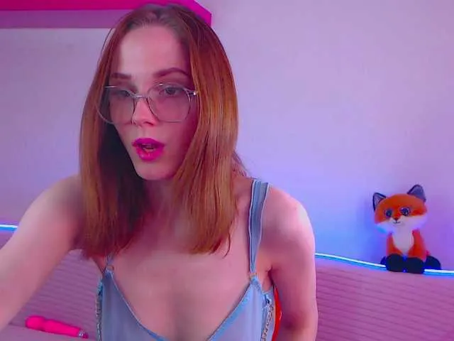 Live sex webcam photo for GinaLovely #291063353