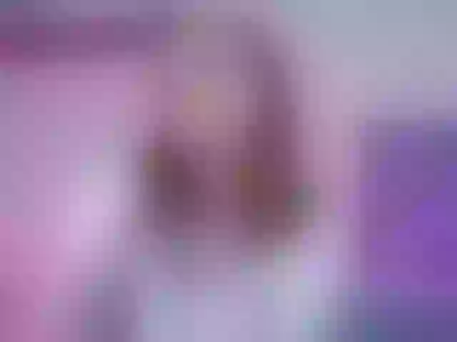 Live sex webcam photo for GinaLovely #291935421