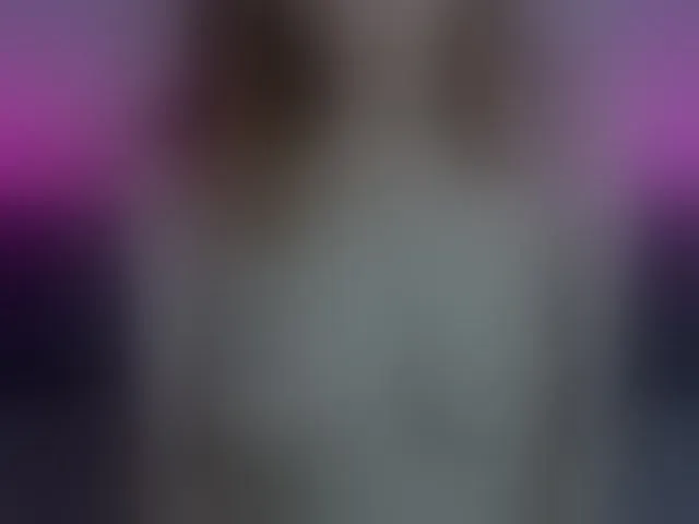 Live sex webcam photo for GinaLovely #292183552