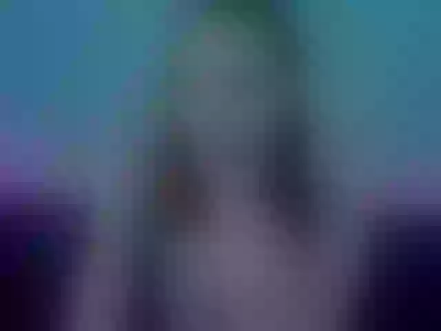 Live sex webcam photo for GinaLovely #292247800