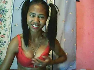 Live sex webcam photo for Ginahhot #145467256