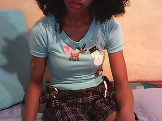 Live sex webcam photo for Ginahhot #175890091