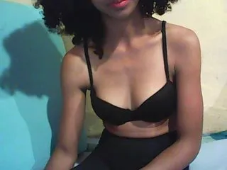 Live sex webcam photo for Ginahhot #180485407