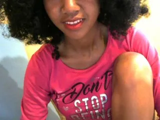 Live sex webcam photo for Ginahhot #186751192
