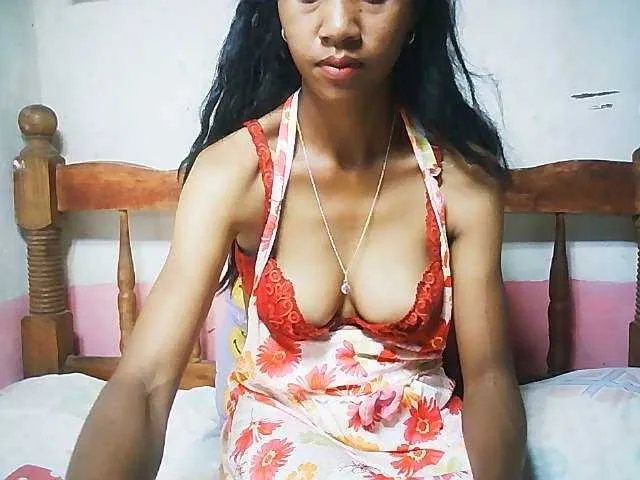 Live sex webcam photo for Ginahhot #290992202