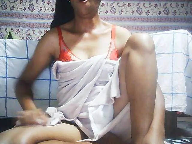 Live sex webcam photo for Ginahhot #294207603
