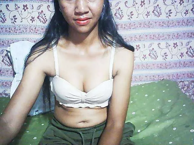 Live sex webcam photo for Ginahhot #294273764