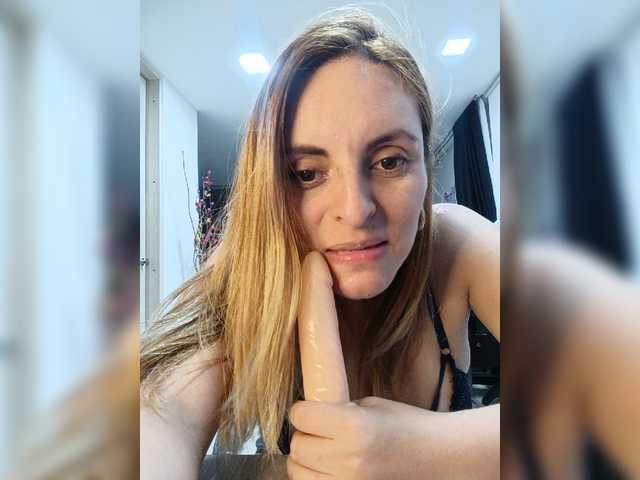 Live sex webcam photo for Gineza #274091872