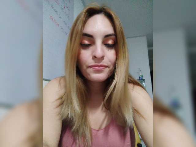 Live sex webcam photo for Gineza #274181058